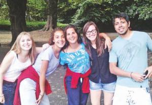 Jovenes adultos en Dublin
