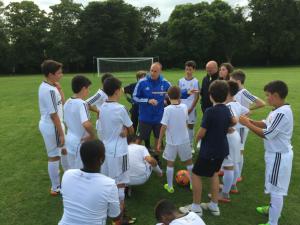 Campamento de inglés y fútbol en Inglaterra con el Real Madrid