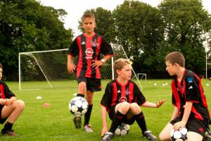 Juega al futbol en Dublin